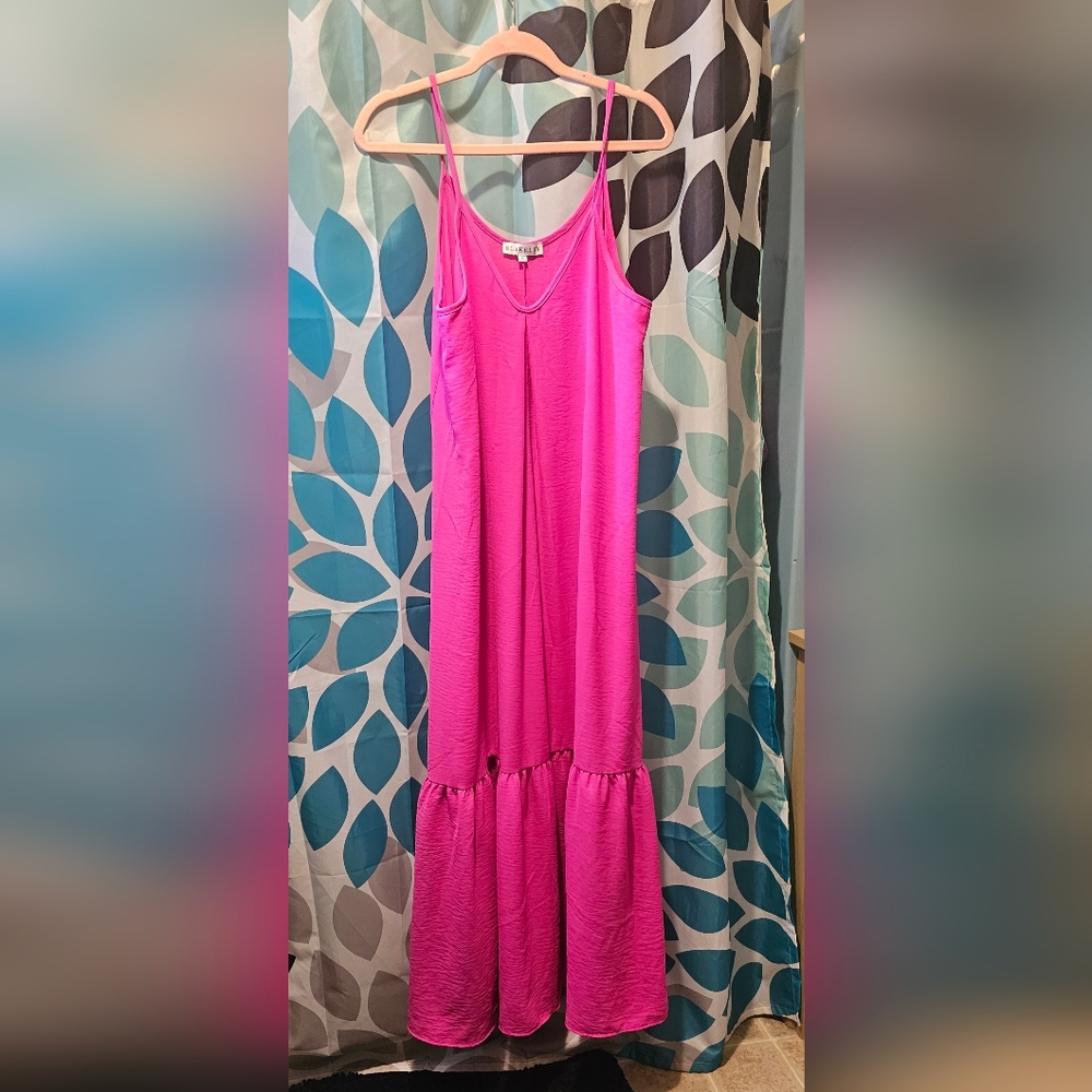 Blakely Fuscia Maxi Dress